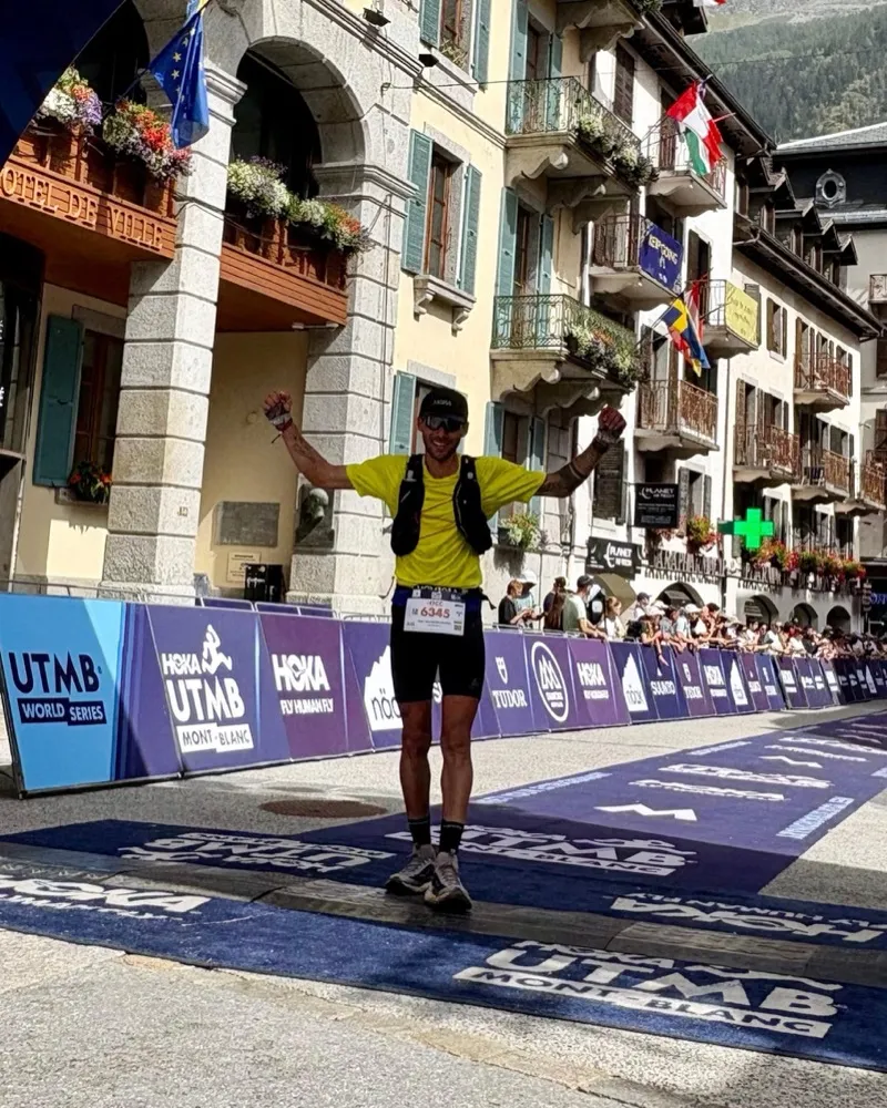 Higor Cruz na chegada da OCC, em Chamonix
